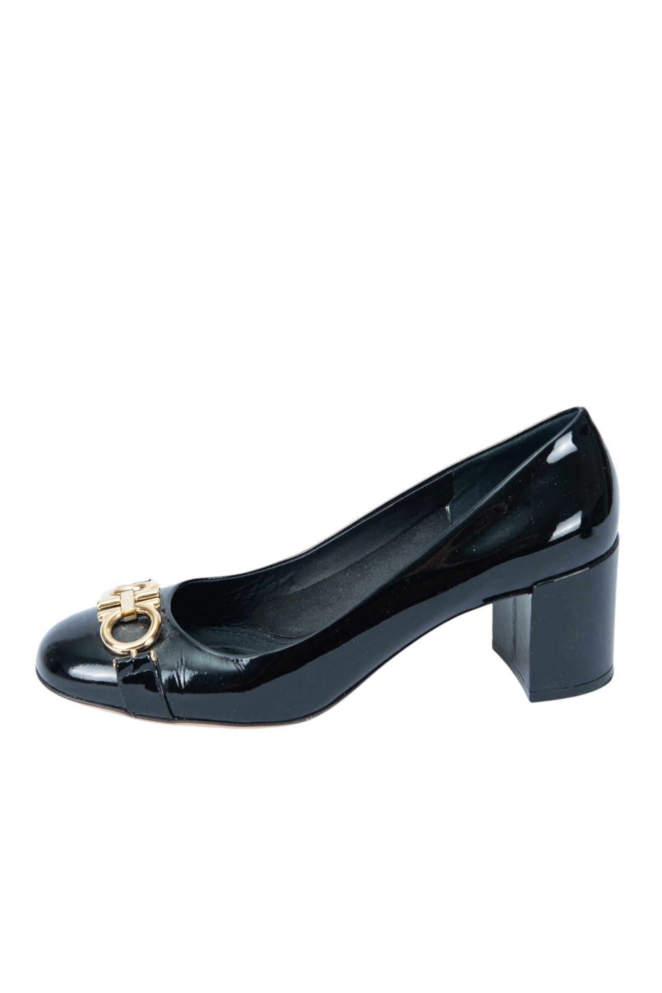 SALVATORE FERRAGAMO Black Patent Leather Gancini Logo Pumps Size 7.5