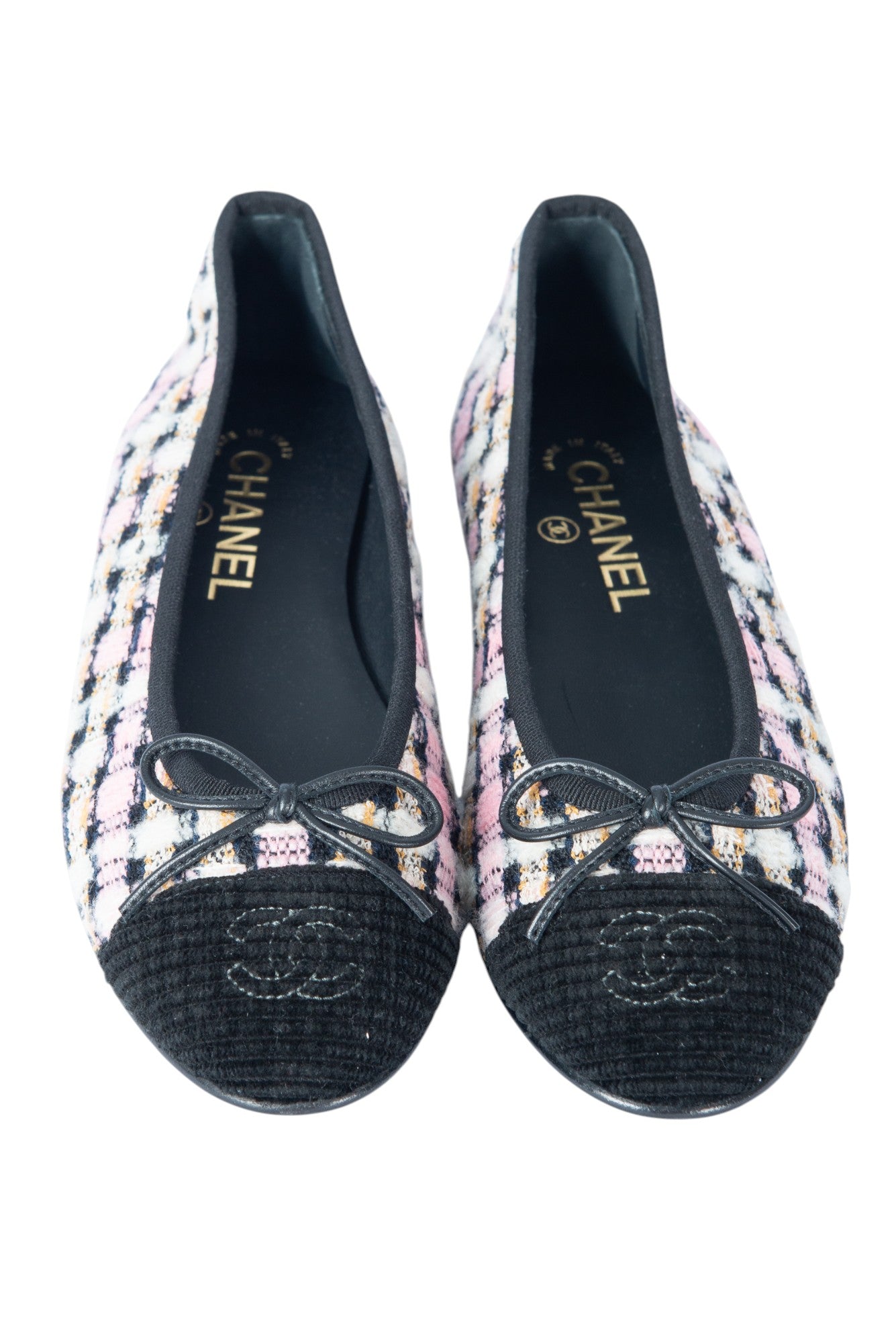 CHANEL Pink Tweed CC Ballet Flats Size 37.5 US 7.5