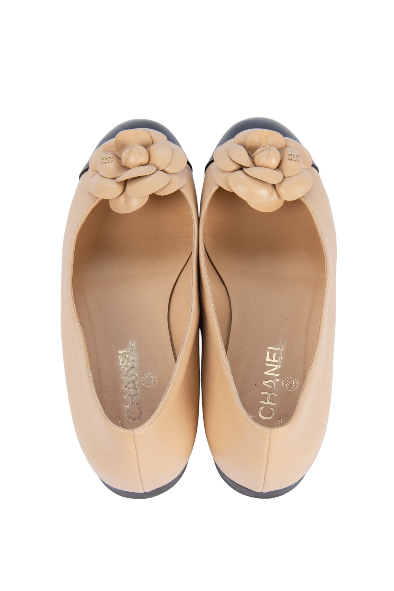 CHANEL Beige Leather Camellia Ballet Flats Size 42