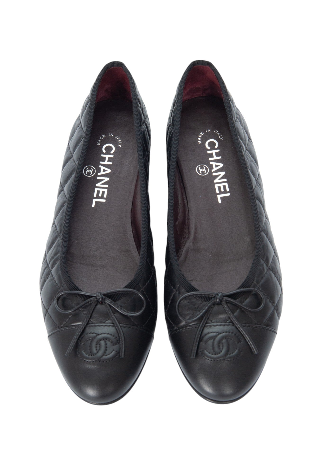 CHANEL Black Quilted Leather CC  Ballet Flats Size 38