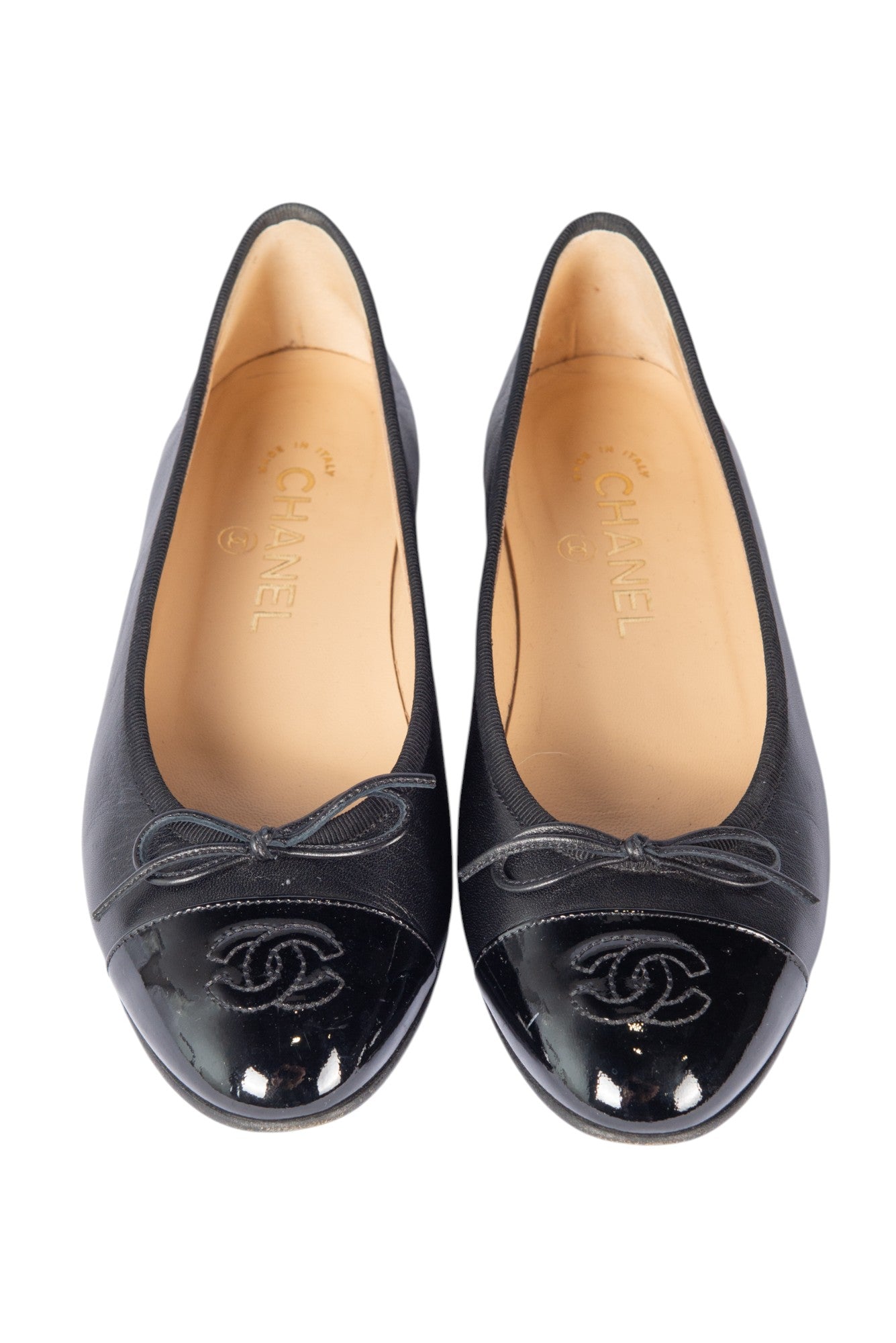 CHANEL Black Leather CC Logo Ballet Flats Size 37.5