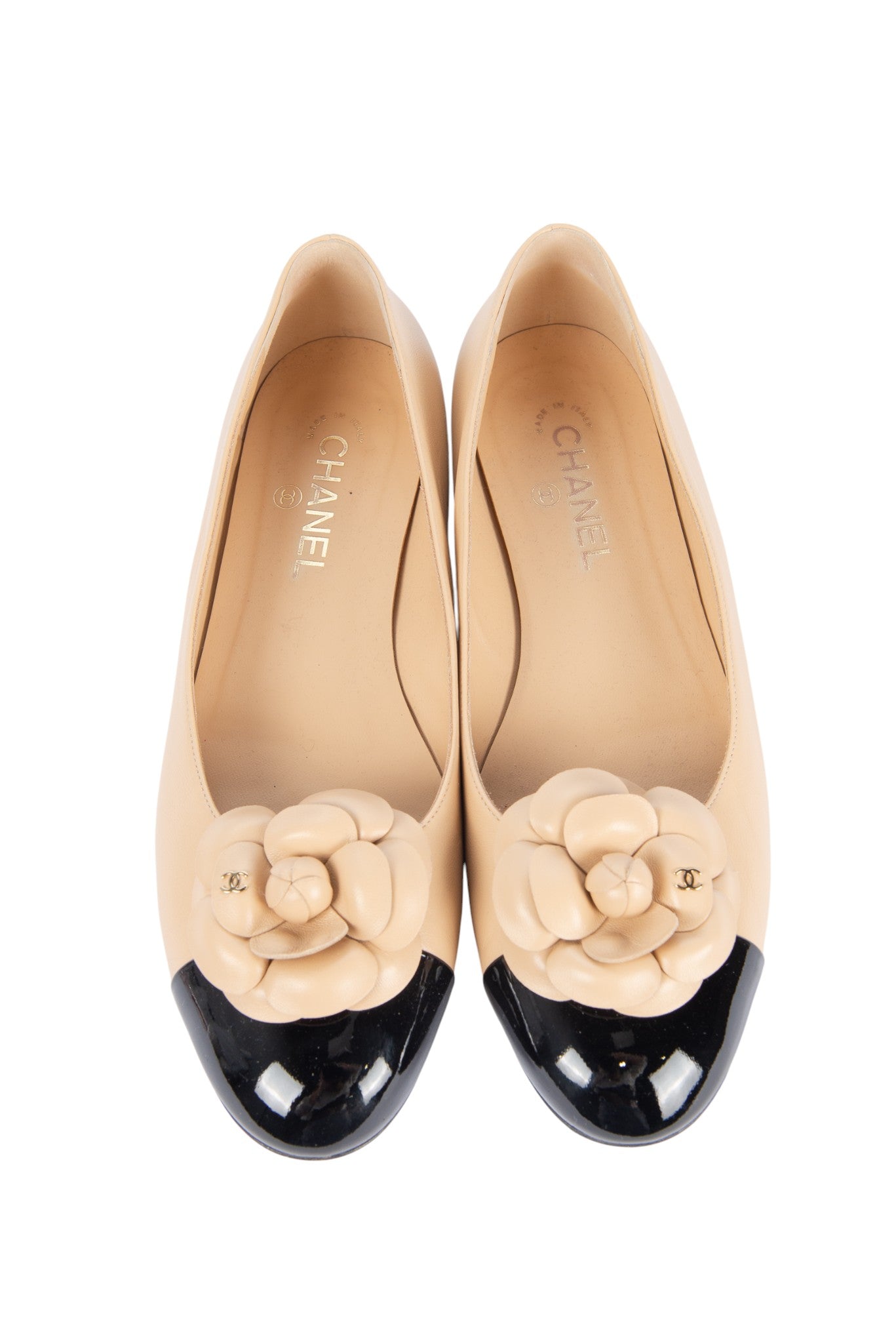CHANEL Beige Leather Camellia Ballet Flats Size 42